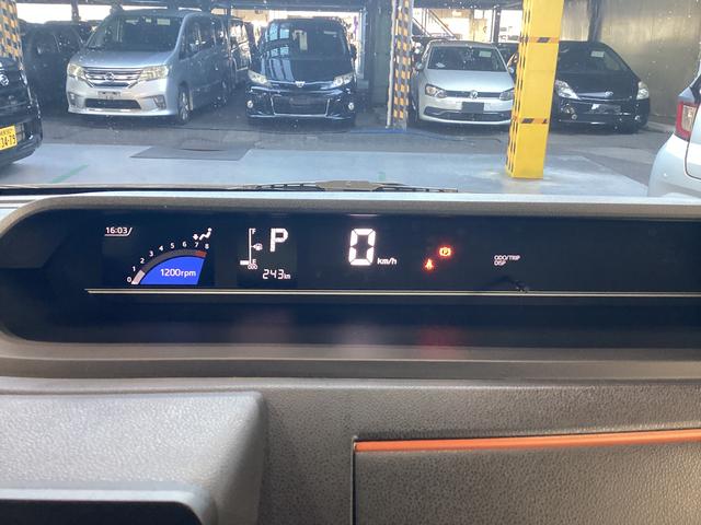 タントファンクロスターボ衝突被害軽減ブレーキ　横滑り防止装置　オートハイビーム　アイドリングストップ　ステアリングスイッチ　オートライト　キーフリーシステム　オートエアコン（岐阜県）の中古車