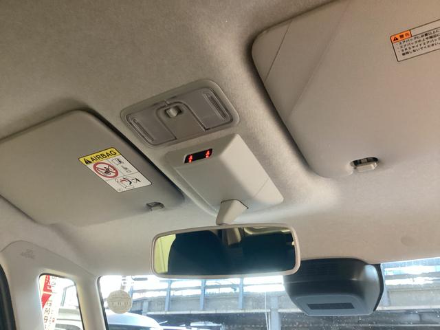 タントファンクロスターボ衝突被害軽減ブレーキ　横滑り防止装置　オートハイビーム　アイドリングストップ　ステアリングスイッチ　オートライト　キーフリーシステム　オートエアコン（岐阜県）の中古車