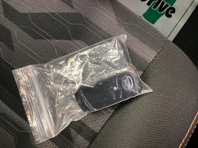 タフトG衝突被害軽減ブレーキ 横滑り防止装置 オートハイビーム アイドリングストップ ステアリングスイッチ オートライト キーフリーシステム オートエアコン ナビ ドラレコ バックカメラ ETC マット(岐阜県)の中古車