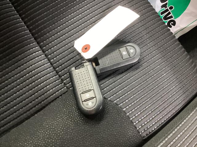 ムーヴＸリミテッドII　ＳＡIII衝突被害軽減ブレーキ　横滑り防止装置　オートハイビーム　アイドリングストップ　ステアリングスイッチ　オートライト　キーフリーシステム　オートエアコン　バックカメラ　マット　バイザー（岐阜県）の中古車