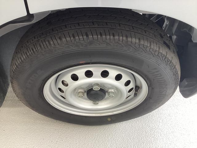 ハイゼットカーゴＤＸ衝突被害軽減ブレーキ　横滑り防止装置　４ＷＤ　ＣＶＴ　エアコン　パワステ　ラジオ　オートハイビーム　アイドリングストップ　オートライト（岐阜県）の中古車