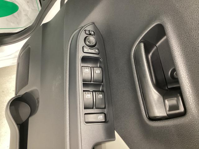 タントＸ衝突被害軽減ブレーキ　横滑り防止装置　オートハイビーム　アイドリングストップ　ステアリングスイッチ　オートライト　キーフリーシステム　オートエアコン　バックカメラ（岐阜県）の中古車