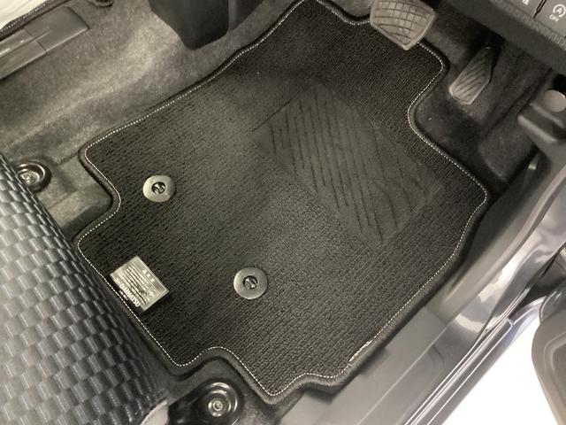 タントカスタムX衝突被害軽減ブレーキ 横滑り防止装置 オートハイビーム アイドリングストップ ステアリングスイッチ オートライト キーフリーシステム オートエアコン パノラマカメラ マット バイザー(岐阜県)の中古車