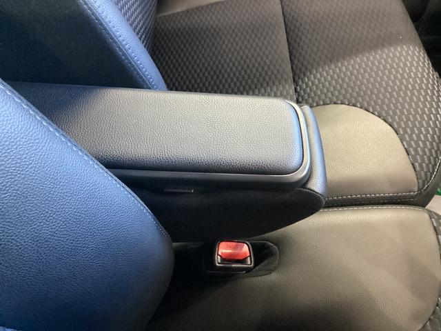 タントカスタムX衝突被害軽減ブレーキ 横滑り防止装置 オートハイビーム アイドリングストップ ステアリングスイッチ オートライト キーフリーシステム オートエアコン パノラマカメラ マット バイザー(岐阜県)の中古車