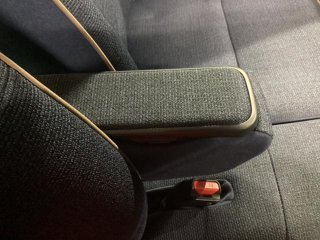 ムーヴキャンバスセオリーＧ衝突被害軽減ブレーキ　横滑り防止装置　４ＷＤ　オートハイビーム　アイドリングストップ　ステアリングスイッチ　オートライト　キーフリーシステム　オートエアコン　パノラマカメラ　マット（岐阜県）の中古車