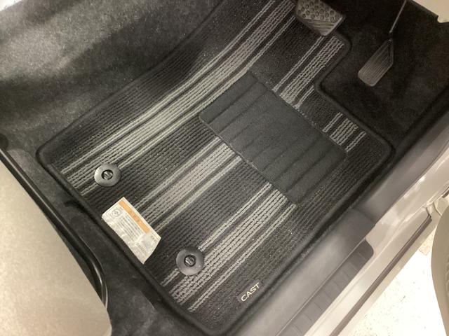 キャストスタイルX SAII衝突被害軽減ブレーキ 横滑り防止装置 オートハイビーム アイドリングストップ ステアリングスイッチ オートライト キーフリーシステム オートエアコン 社外ナビ バックカメラ マット バイザー(岐阜県)の中古車