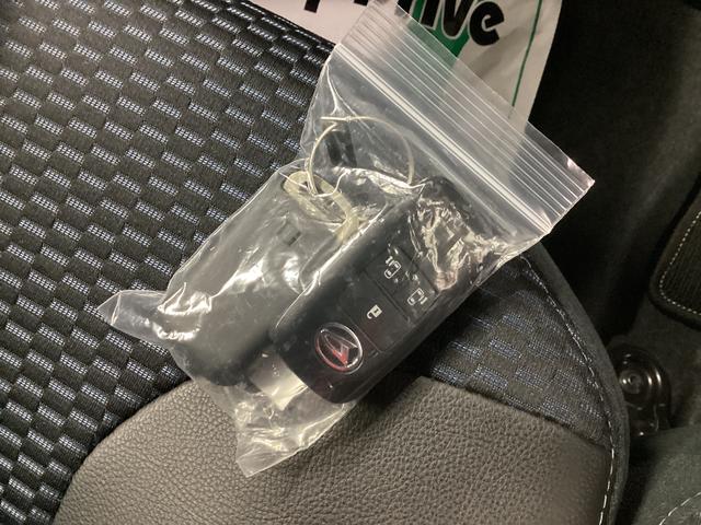 タントカスタムＸ衝突被害軽減ブレーキ　横滑り防止装置　オートハイビーム　アイドリングストップ　ステアリングスイッチ　オートライト　キーフリーシステム　オートエアコン　パノラマカメラ　マット　バイザー（岐阜県）の中古車