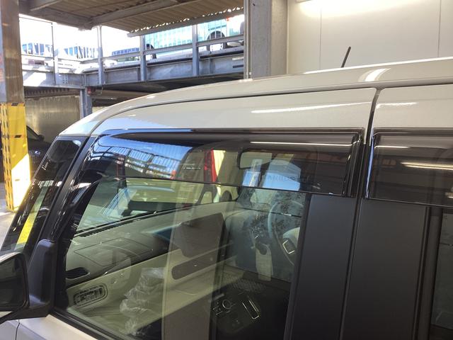 ムーヴキャンバスストライプスＧ衝突被害軽減ブレーキ　横滑り防止装置　オートハイビーム　アイドリングストップ　ステアリングスイッチ　オートライト　キーフリーシステム　オートエアコン　パノラマカメラ　マット　バイザー（岐阜県）の中古車