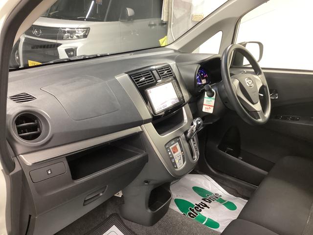 ムーヴカスタム　Ｘ　ＳＡ衝突被害軽減ブレーキ　横滑り防止装置　アイドリングストップ　オートライト　キーフリーシステム　オートエアコン　ＬＥＤヘッドライト　ナビ　バックカメラ　マット　バイザー（岐阜県）の中古車