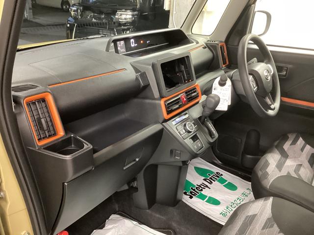 タントファンクロス衝突被害軽減ブレーキ　横滑り防止装置　オートハイビーム　アイドリングストップ　ステアリングスイッチ　オートライト　キーフリーシステム　オートエアコン　パノラマカメラ　マット　バイザー（岐阜県）の中古車