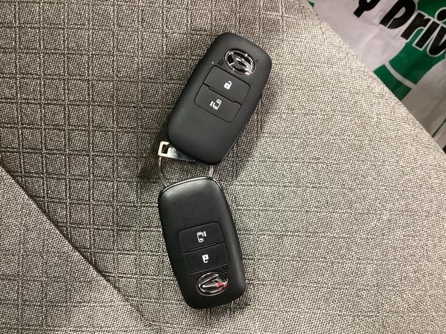 タントＸ衝突被害軽減ブレーキ　横滑り防止装置　オートハイビーム　アイドリングストップ　ステアリングスイッチ　オートライト　キーフリーシステム　オートエアコン　バックカメラ　マット　バイザー（岐阜県）の中古車