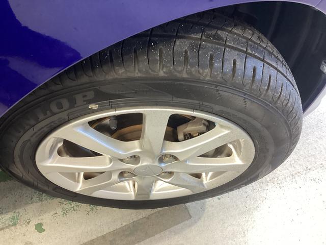 ムーヴXターボ SA衝突被害軽減ブレーキ 横滑り防止装置 アイドリングストップ ステアリングスイッチ オートライト キーフリーシステム オートエアコン ナビ バックカメラ マット バイザー(岐阜県)の中古車