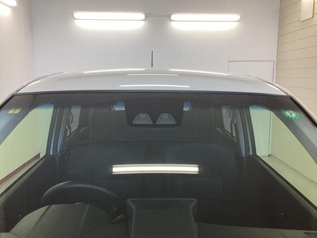 ムーヴＸリミテッド　ＳＡIII衝突被害軽減ブレーキ　横滑り防止装置　オートハイビーム　アイドリングストップ　ステアリングスイッチ　オートライト　キーフリーシステム　オートエアコン　ナビ　バックカメラ　ＥＴＣ　マット　バイザー（岐阜県）の中古車