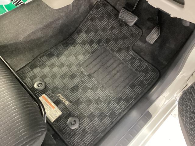 ムーヴＸリミテッド　ＳＡIII衝突被害軽減ブレーキ　横滑り防止装置　オートハイビーム　アイドリングストップ　ステアリングスイッチ　オートライト　キーフリーシステム　オートエアコン　ナビ　バックカメラ　ＥＴＣ　マット　バイザー（岐阜県）の中古車