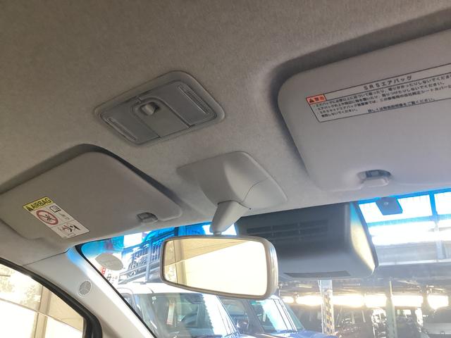 ムーヴＸリミテッド　ＳＡIII衝突被害軽減ブレーキ　横滑り防止装置　オートハイビーム　アイドリングストップ　ステアリングスイッチ　オートライト　キーフリーシステム　オートエアコン　ナビ　バックカメラ　ＥＴＣ　マット　バイザー（岐阜県）の中古車