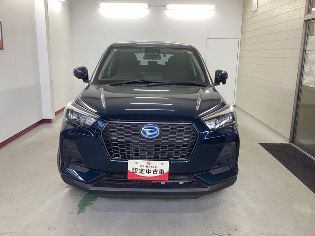 ロッキーＸ　ＨＥＶ衝突被害軽減ブレーキ　横滑り防止装置　オートハイビーム　アイドリングストップ　ステアリングスイッチ　オートライト　キーフリー　オートエアコン　ナビ　ドラレコ　パノラマカメラ　ＥＴＣ　マット　バイザー（岐阜県）の中古車