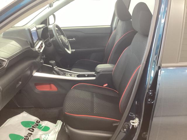 ロッキーＸ　ＨＥＶ衝突被害軽減ブレーキ　横滑り防止装置　オートハイビーム　アイドリングストップ　ステアリングスイッチ　オートライト　キーフリー　オートエアコン　ナビ　ドラレコ　パノラマカメラ　ＥＴＣ　マット　バイザー（岐阜県）の中古車