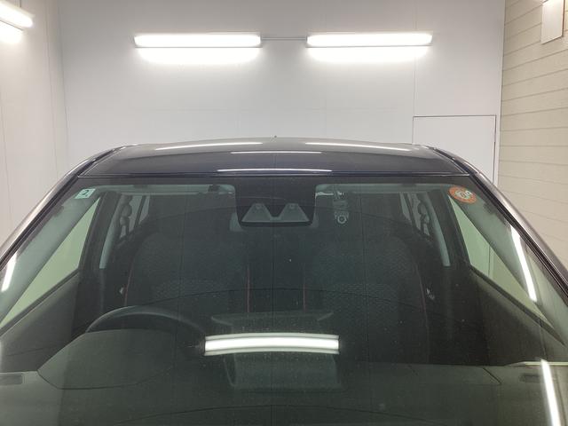 ロッキーＸ　ＨＥＶ衝突被害軽減ブレーキ　横滑り防止装置　オートハイビーム　アイドリングストップ　ステアリングスイッチ　オートライト　キーフリー　オートエアコン　ナビ　ドラレコ　パノラマカメラ　ＥＴＣ　マット　バイザー（岐阜県）の中古車