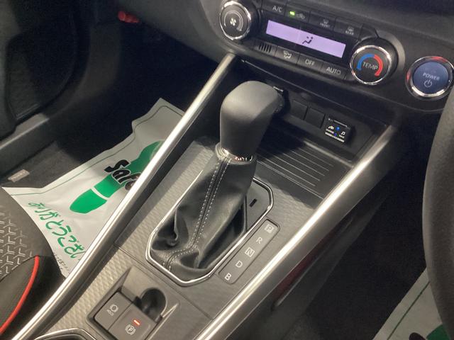 ロッキーＸ　ＨＥＶ衝突被害軽減ブレーキ　横滑り防止装置　オートハイビーム　アイドリングストップ　ステアリングスイッチ　オートライト　キーフリー　オートエアコン　ナビ　ドラレコ　パノラマカメラ　ＥＴＣ　マット　バイザー（岐阜県）の中古車