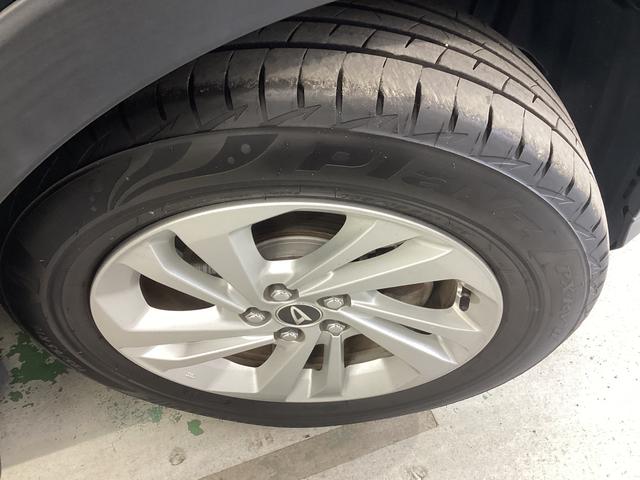 ロッキーＸ　ＨＥＶ衝突被害軽減ブレーキ　横滑り防止装置　オートハイビーム　アイドリングストップ　ステアリングスイッチ　オートライト　キーフリー　オートエアコン　ナビ　ドラレコ　パノラマカメラ　ＥＴＣ　マット　バイザー（岐阜県）の中古車