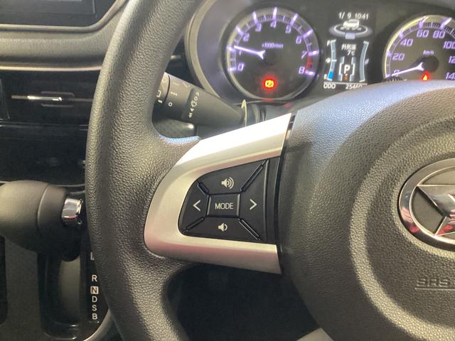 ムーヴカスタム　ＸリミテッドII　ＳＡIII衝突被害軽減ブレーキ　横滑り防止装置　オートハイビーム　アイドリングストップ　ステアリングスイッチ　オートライト　キーフリー　オートエアコン　ナビ　ドラレコ　パノラマカメラ　ＥＴＣ　マット　バイザー（岐阜県）の中古車