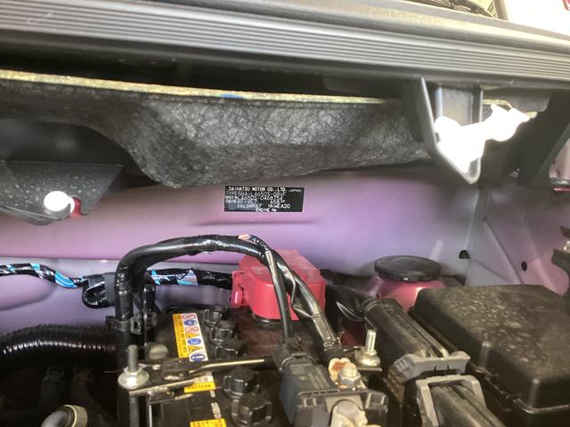 タントカスタムＸ衝突被害軽減ブレーキ　横滑り防止装置　オートハイビーム　アイドリングストップ　ステアリングスイッチ　オートライト　キーフリーシステム　オートエアコン　ディスプレイオーディオ　バックカメラ（岐阜県）の中古車