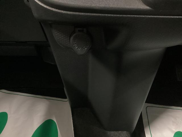 タントＸ衝突被害軽減ブレーキ　横滑り防止装置　オートハイビーム　アイドリングストップ　ステアリングスイッチ　オートライト　キーフリーシステム　オートエアコン　バックカメラ　マット　バイザー（岐阜県）の中古車