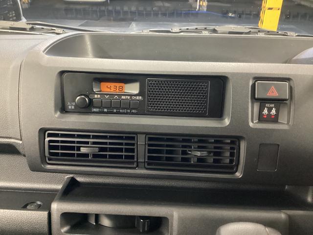 ハイゼットカーゴＤＸ衝突被害軽減ブレーキ　横滑り防止装置　２ＷＤ　ＣＶＴ　エアコン　パワステ　ラジオ　オートハイビーム　アイドリングストップ　オートライト　マット　バイザー（岐阜県）の中古車