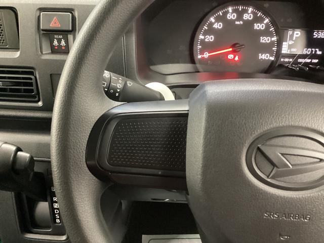 ハイゼットカーゴＤＸ衝突被害軽減ブレーキ　横滑り防止装置　２ＷＤ　ＣＶＴ　エアコン　パワステ　ラジオ　オートハイビーム　アイドリングストップ　オートライト　マット　バイザー（岐阜県）の中古車