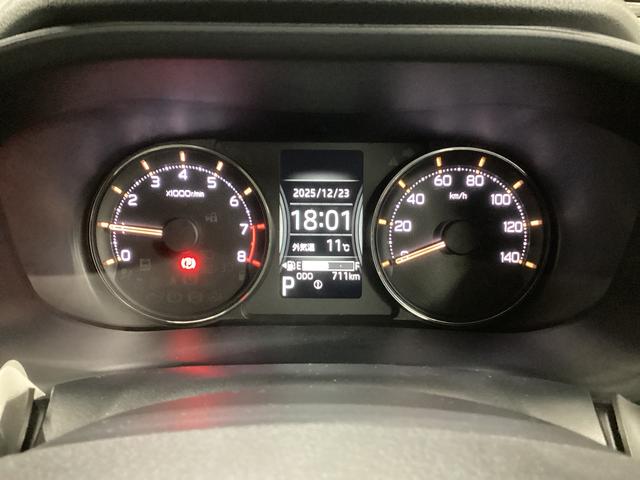 ムーヴＧ衝突被害軽減ブレーキ　横滑り防止装置　オートハイビーム　アイドリングストップ　ステアリングスイッチ　オートライト　キーフリーシステム　オートエアコン　バックカメラ　マット（岐阜県）の中古車