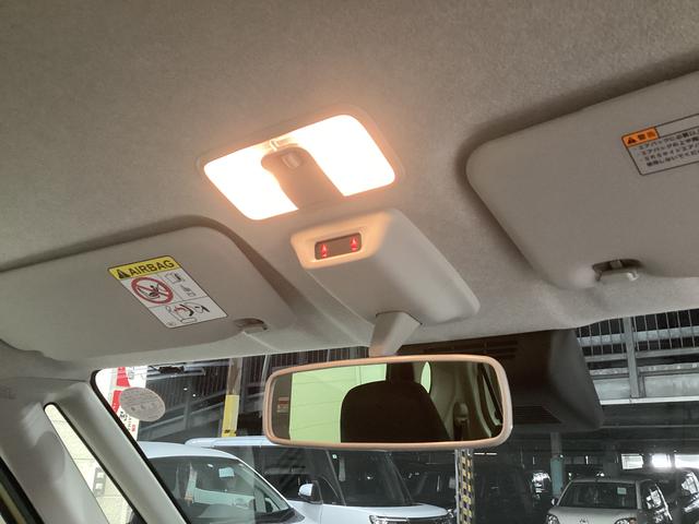 ムーヴＧ衝突被害軽減ブレーキ　横滑り防止装置　オートハイビーム　アイドリングストップ　ステアリングスイッチ　オートライト　キーフリーシステム　オートエアコン　バックカメラ　マット（岐阜県）の中古車