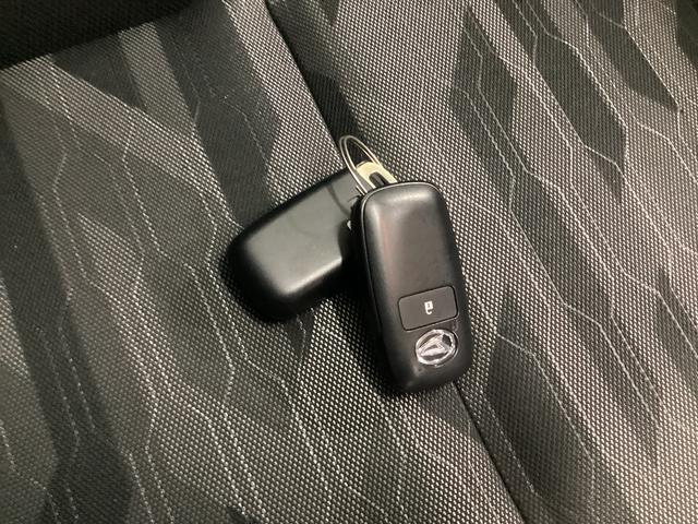 タフトG クロムベンチャー衝突被害軽減ブレーキ 横滑り防止装置 4WD オートハイビーム アイドリングストップ ステアリングスイッチ オートライト キーフリーシステム モニター付きオーディオ パノラマカメラ マット バイザー(岐阜県)の中古車