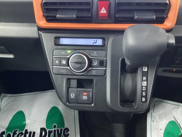 タントファンクロス衝突被害軽減ブレーキ　横滑り防止装置　オートハイビーム　アイドリングストップ　ステアリングスイッチ　オートライト　キーフリーシステム　オートエアコン　ナビ　ドラレコ　パノラマカメラ　ＥＴＣ　マット（岐阜県）の中古車