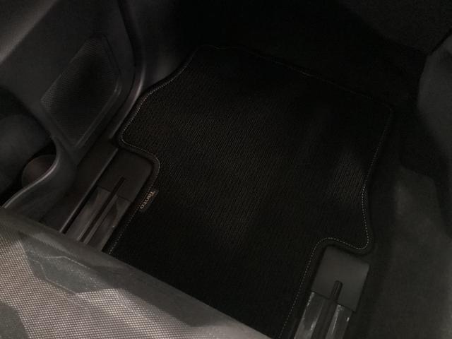 タントファンクロス衝突被害軽減ブレーキ　横滑り防止装置　オートハイビーム　アイドリングストップ　ステアリングスイッチ　オートライト　キーフリーシステム　オートエアコン　ナビ　ドラレコ　パノラマカメラ　ＥＴＣ　マット（岐阜県）の中古車