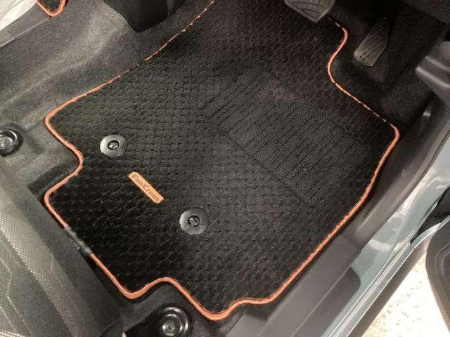 タントファンクロス衝突被害軽減ブレーキ　横滑り防止装置　オートハイビーム　アイドリングストップ　ステアリングスイッチ　オートライト　キーフリーシステム　オートエアコン　ナビ　ドラレコ　パノラマカメラ　ＥＴＣ　マット（岐阜県）の中古車