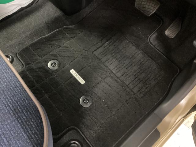 ムーヴキャンバスセオリーＧターボ衝突被害軽減ブレーキ　横滑り防止装置　オートハイビーム　アイドリングストップ　ステアリングスイッチ　オートライト　キーフリー　オートエアコン　ＣＤチューナー　バックカメラ　ＥＴＣ　マット　バイザー（岐阜県）の中古車