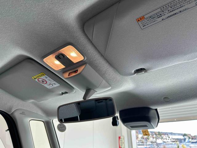 タントＸ衝突被害軽減ブレーキ　横滑り防止装置　オートハイビーム　アイドリングストップ　ステアリングスイッチ　オートライト　キーフリーシステム　オートエアコン　ナビ　ドラレコ　バックカメラ　マット　バイザー（岐阜県）の中古車