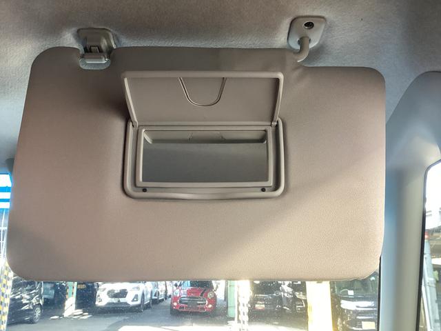 タントカスタムRS トップエディションSAII衝突被害軽減ブレーキ 横滑り防止装置 アイドリングストップ ステアリングスイッチ オートライト キーフリーシステム オートエアコン ナビ バックカメラ マット バイザー(岐阜県)の中古車