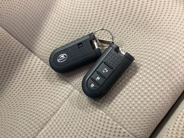 タントX ホワイトアクセントSAIII衝突被害軽減ブレーキ 横滑り防止装置 オートハイビーム アイドリングストップ ステアリングスイッチ オートライト キーフリー オートエアコン ナビ ドラレコ バックカメラ ETC マット バイザー(岐阜県)の中古車