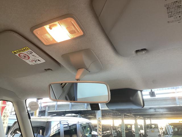 タントX ホワイトアクセントSAIII衝突被害軽減ブレーキ 横滑り防止装置 オートハイビーム アイドリングストップ ステアリングスイッチ オートライト キーフリー オートエアコン ナビ ドラレコ バックカメラ ETC マット バイザー(岐阜県)の中古車