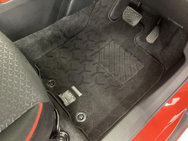 ロッキーＧ衝突被害軽減ブレーキ　横滑り防止装置　オートハイビーム　アイドリングストップ　ステアリングスイッチ　オートライト　キーフリーシステム　オートエアコン　ＣＤチューナー　ＥＴＣ　マット　バイザー（岐阜県）の中古車