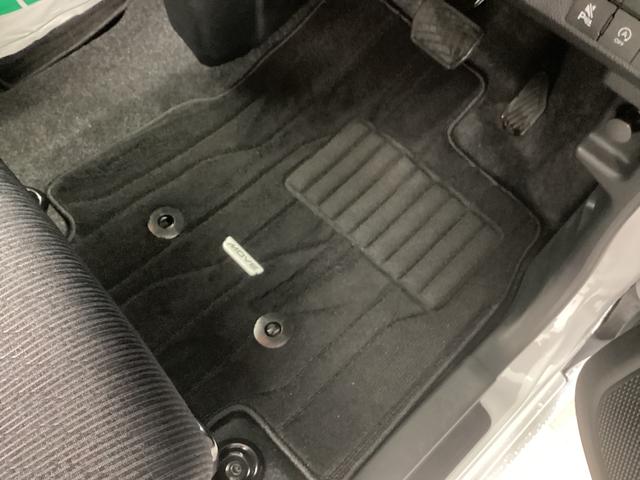 ムーヴＲＳ衝突被害軽減ブレーキ　横滑り防止装置　オートハイビーム　アイドリングストップ　ステアリングスイッチ　オートライト　キーフリーシステム　オートエアコン　バックカメラ　マット（岐阜県）の中古車