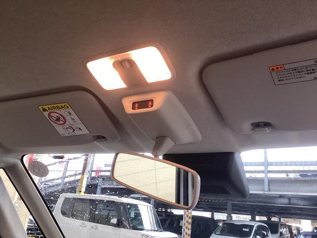 ムーヴＲＳ衝突被害軽減ブレーキ　横滑り防止装置　オートハイビーム　アイドリングストップ　ステアリングスイッチ　オートライト　キーフリーシステム　オートエアコン　バックカメラ　マット（岐阜県）の中古車