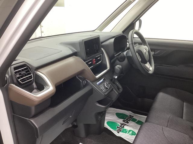 ムーヴＲＳ衝突被害軽減ブレーキ　横滑り防止装置　オートハイビーム　アイドリングストップ　ステアリングスイッチ　オートライト　キーフリーシステム　オートエアコン　バックカメラ　マット（岐阜県）の中古車