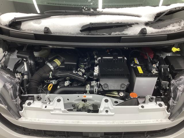 ムーヴＲＳ衝突被害軽減ブレーキ　横滑り防止装置　オートハイビーム　アイドリングストップ　ステアリングスイッチ　オートライト　キーフリーシステム　オートエアコン　バックカメラ　マット（岐阜県）の中古車