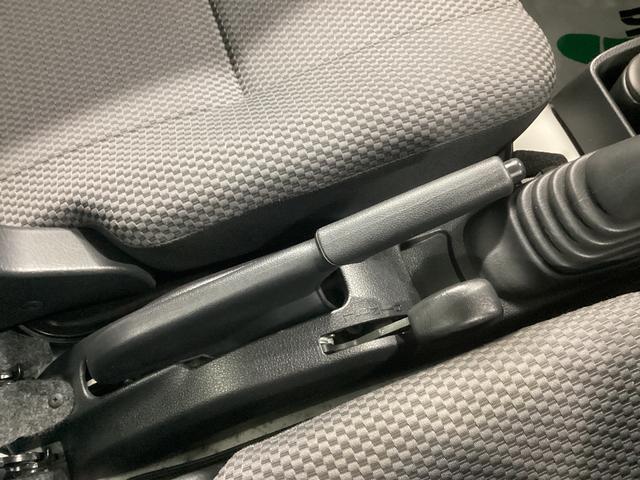 ハイゼットトラックジャンボ４ＷＤ　ＭＴ　エアコン　パワステ　ＣＤチューナー　マット　バイザー（岐阜県）の中古車