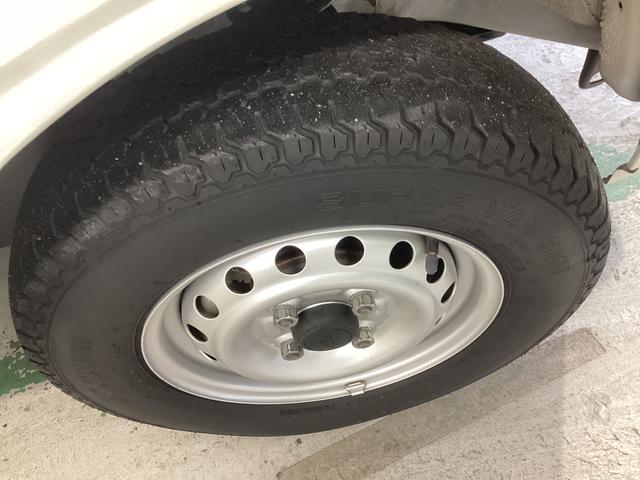 ハイゼットトラックジャンボ４ＷＤ　ＭＴ　エアコン　パワステ　ＣＤチューナー　マット　バイザー（岐阜県）の中古車