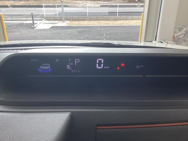 タントファンクロスターボ衝突被害軽減ブレーキ　横滑り防止装置　オートハイビーム　アイドリングストップ　ステアリングスイッチ　オートライト　キーフリーシステム　オートエアコン　ナビ　ドラレコ　パノラマカメラ　ＥＴＣ（岐阜県）の中古車