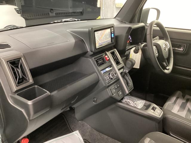 タフトＧ　クロムベンチャー衝突被害軽減ブレーキ　横滑り防止装置　オートハイビーム　アイドリングストップ　ステアリングスイッチ　オートライト　キーフリーシステム　オートエアコン　ナビ　ドラレコ　パノラマカメラ　ＥＴＣ　マット（岐阜県）の中古車