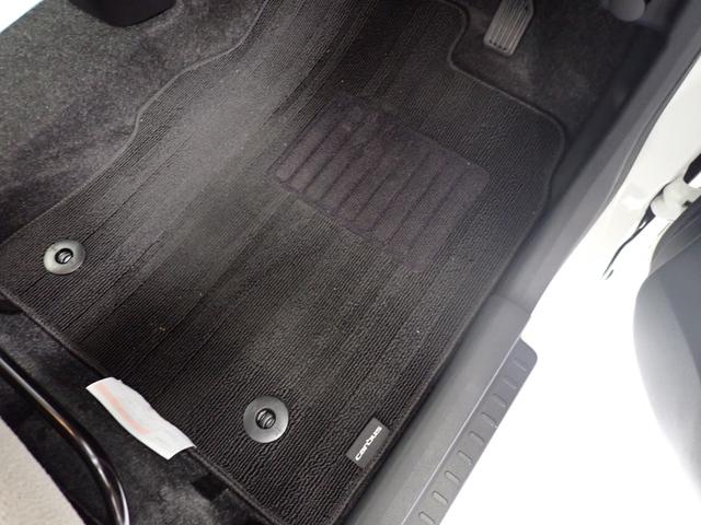 ムーヴキャンバスＧメイクアップ　ＳＡII衝突被害軽減ブレーキ　横滑り防止装置　アイドリングストップ　ステアリングスイッチ　オートライト　キーフリーシステム　オートエアコン　社外ナビ　バックカメラ　マット　バイザー（岐阜県）の中古車